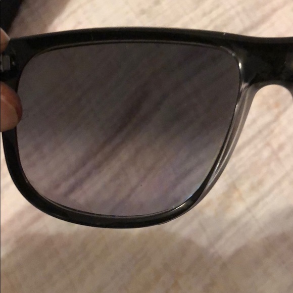 Oversized vintage raybans. EUC celeb style - Picture 3 of 7